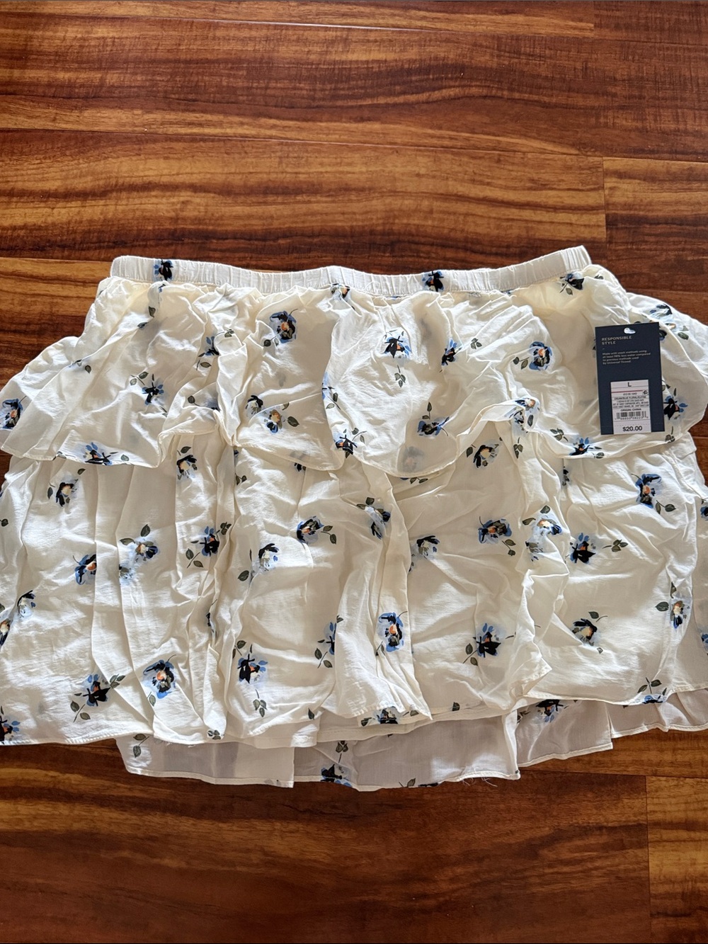 Universal Thread White Mini Skirt with Blue Floral Print